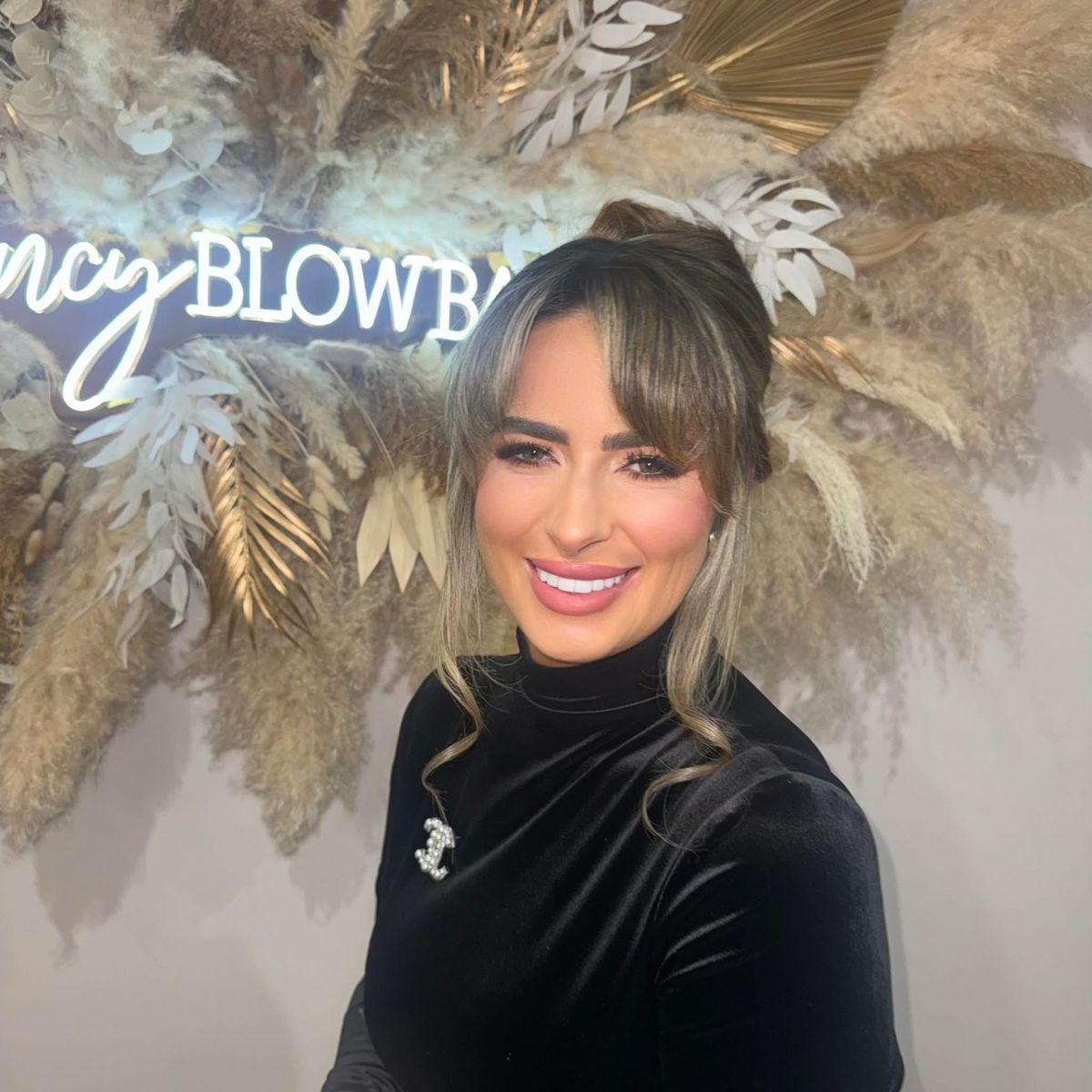 Shelley in the Bouncy Blowbar salon